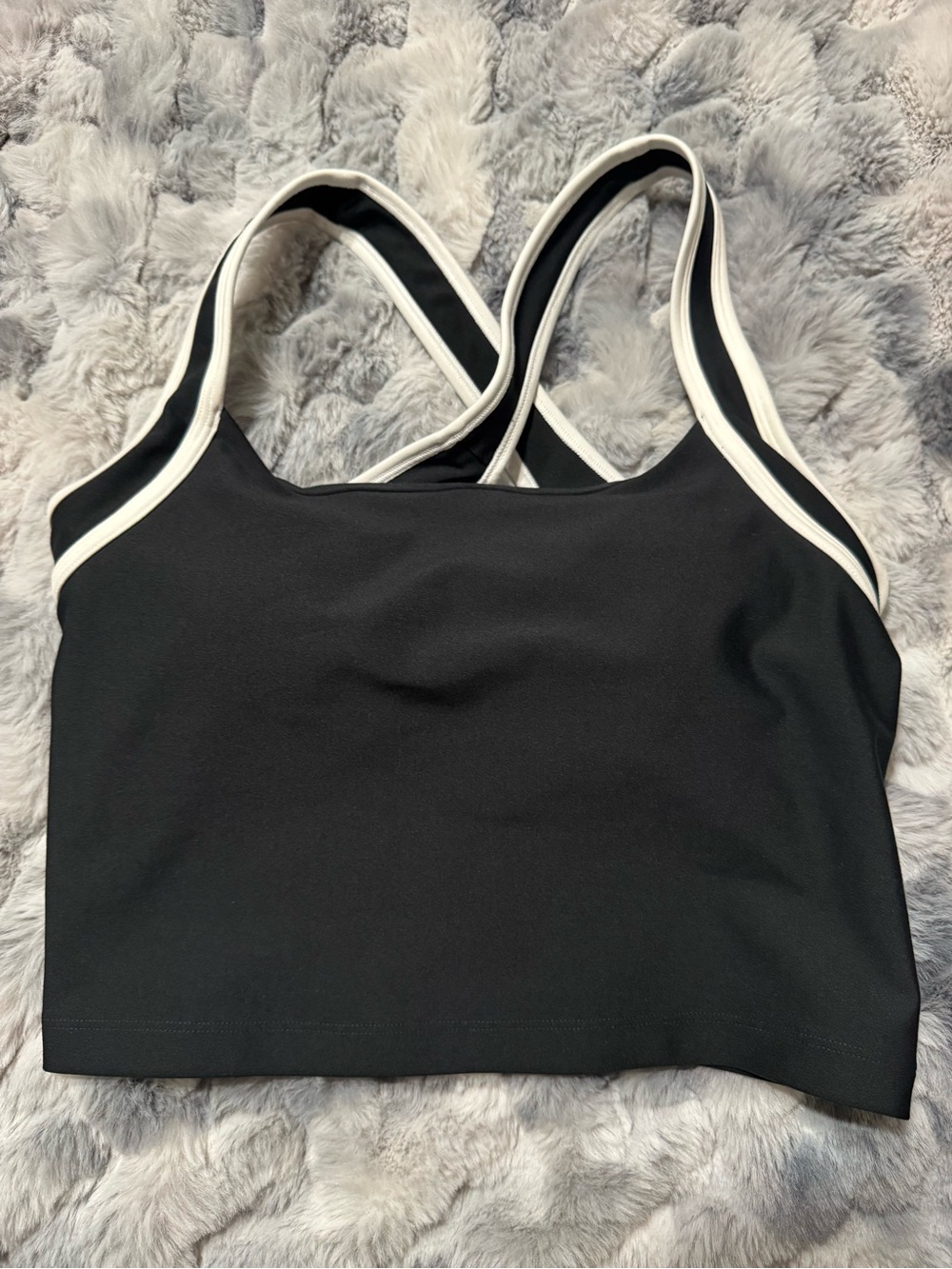 Black & White Contrast Sports Crop Top - Women Intimates
